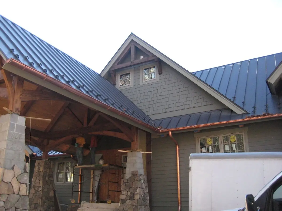 Craftsman Roofing team delivering quality roofing work in Castleberry Hill